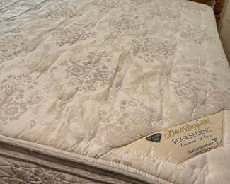 A closer look at the King mattress