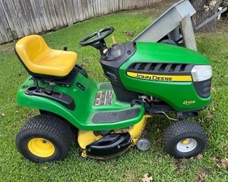 Runs good! Has a brand new battery.