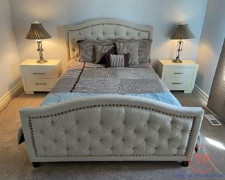 Thomasville Bedroom Set
