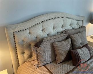 Thomasville Bedroom Set