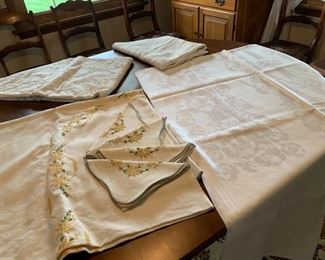 Linen and lace table cloths, matching napkins