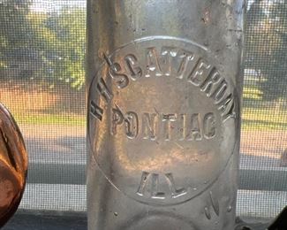 Antique bottle H H Scatterday Pontiac Illinois 