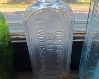 Bottle Dr Price’s flavoring extract 