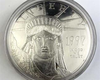  Awesome large pure .999 silver round layered in platinum!  Guaranteed authentic & includes capsule.
