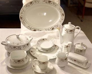 Full set of “Fine Porcelain China” Claremont of Japan: 20 cups, 20 saucers, Coffee Pot, gravy boat, serving platter, side dish, 18 plates, 16 dessert plates, & 10 salad bowls 