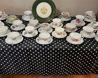 Collection of tea cup and saucers 