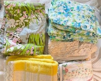 Vintage mid-century linens 