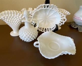 Milk glass 