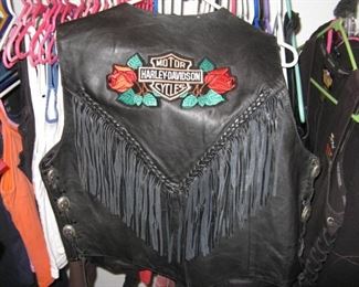 Leather vest w/Boone Frill