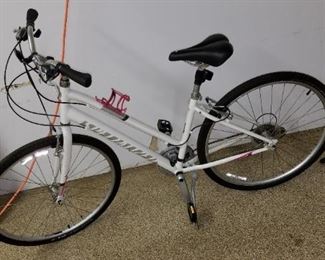 Specialized Crossroads Sport, ladies bike