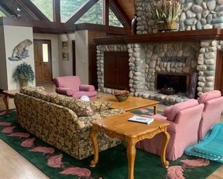 Floral Motif Full Size Cloth Sofa. 3 Matching Lazy Boy Pinkish Fabric Cloth Armchairs. Bausman & Company Inc. Fine Bench Made in Ontario, California. 2 Matching Oak Side Tables & 1 Matching Oak 4' x 4' Low Profile Coffee Table.