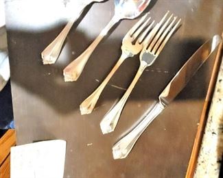 Flatware sets