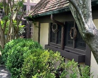 Garden accessories everywhere