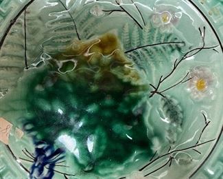 Stunning antique majolica plate