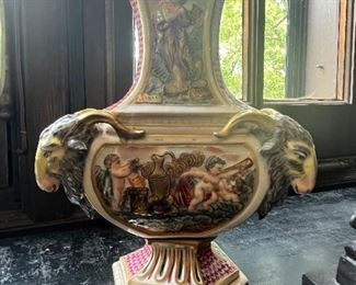 ANTIQUE R. CAPODIMONTE GB NUMBERED SIGNED URN VASE CIULLI ITALY