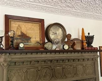 Beautiful antique decor and appointments 