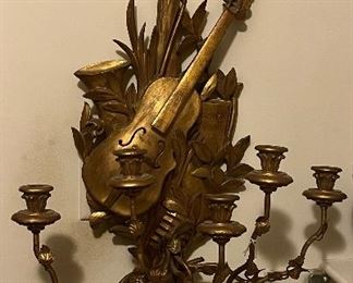 Stunning very early 20th C hand carved gilt wood wall single  sconce 