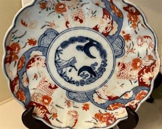 Antique Vintage Japanese Imari plate very beautiful hand painted floral scalloped edge