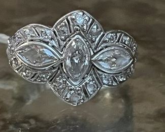 Stunning marquise diamond 3 stone ring in platinum circa 1920