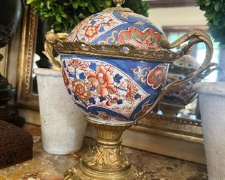 Napoleon III Period Imari Porcelain Cup Mounted On Gilt bronze circa 1800