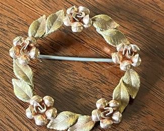 Huge 14KT rose gold brooch 