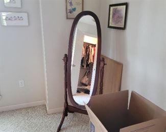 Dressing mirror 