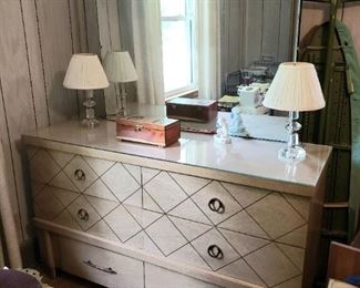 MCM Dixie dresser with mirror