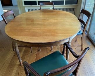Dining Table and Chairs w/ 3 leaves