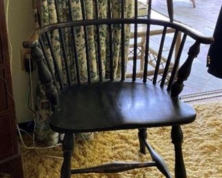 windsor arm chair