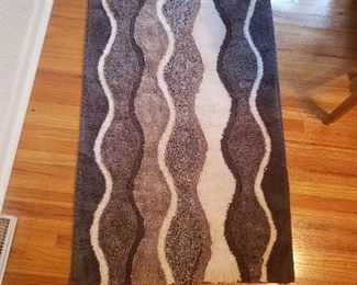 Accent rugs