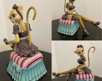 Retired Margaret LeVan Alley Cats: Daisy Doll