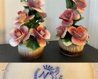 Nuova Capodimonte Pair Florals