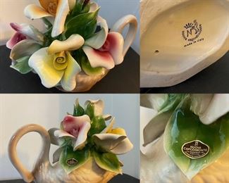 Nuova Capodimonte Swan Floral 