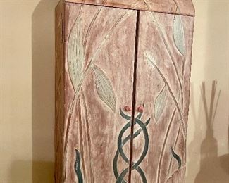 Hanging cabinet in powder room