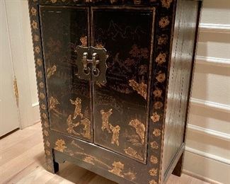 Beautiful lacquer cabinet 
