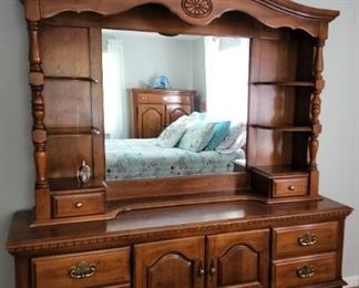 Sumpter Cabinet Co Dresser 
