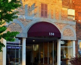 150 building Sale - Park on the street free 