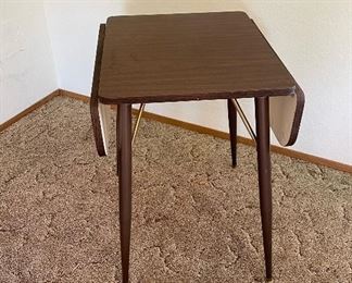Extendable Table