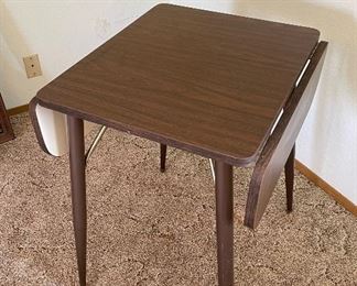 Extendable Table
