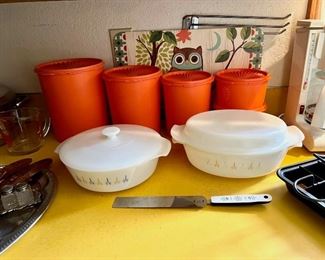 Vintage Pyrex & Tupperware
