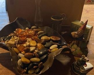 Polished Rocks Bud Vases Carved Gnome And Iron Mouse Doorstop