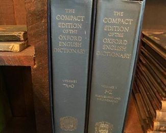 The Compact Edition Of The Oxford English Dictionary With Magnifying Glass