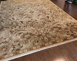 8x11 Room Size Rug "Pet Free" Royal Taj"