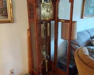 Sligh movement from w. Germany.
Clock assembled in USA