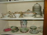 Haviland Porcelain - Limoges - gold trimmed, beautiful serving pieces!