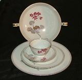 Whole set of this vintage Noritake - just lovely