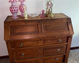 Secretary Fenton glass