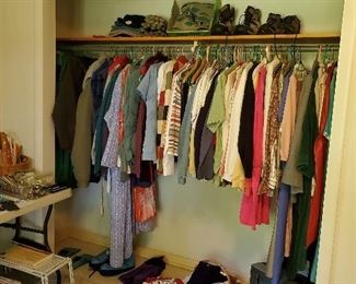 Clothing small TV shoes boots gloves scarves