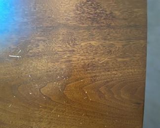 479 Broyhill Sculptra Table and Chairs Detail 10