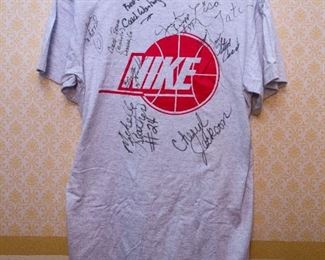 Marian Washington Signed T-Shirt